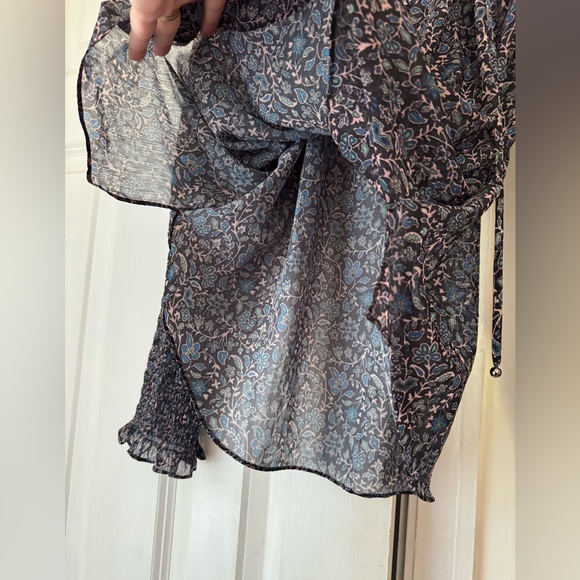 Veronica Beard Jaz Chiffon Floral Tie Split Neck Blouse Top, Size 4 - Picture 6 of 12